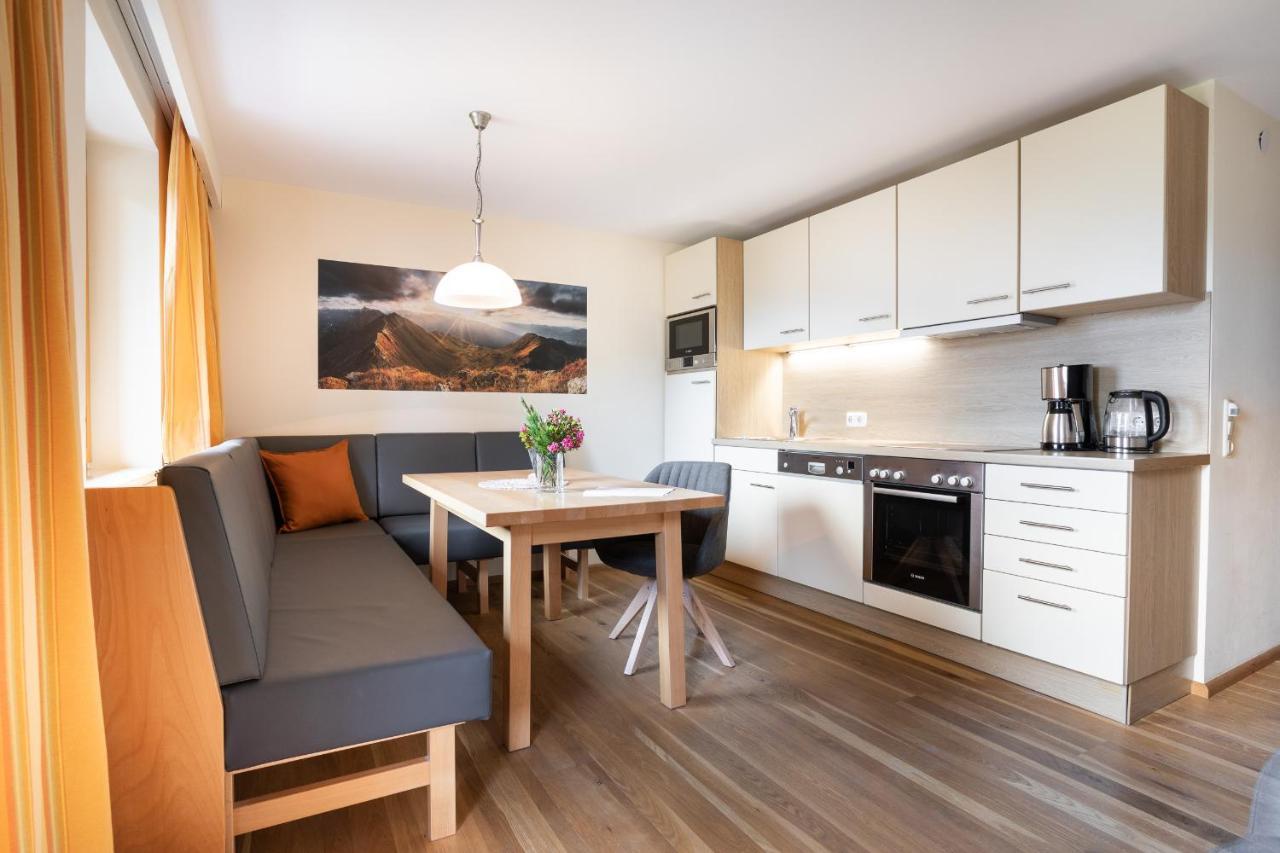 Appartements Hochlega Neukirchen am Grossvenediger Bagian luar foto